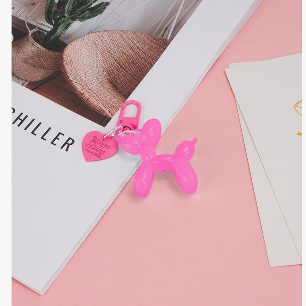 Adorable Balloon Dog Keychain π©π swipe for other colors available!! π«Άπ½ - Picture 3 of 13